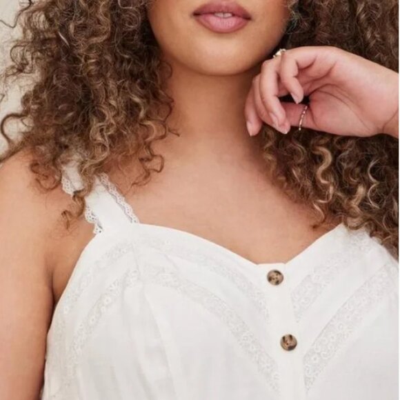 810-9 Torrid White Fit & Flare Lace Trim sleeveless Tank Top – Size 1 (14/16) - Picture 7 of 14